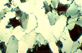 quartzite.jpg (27313 bytes)